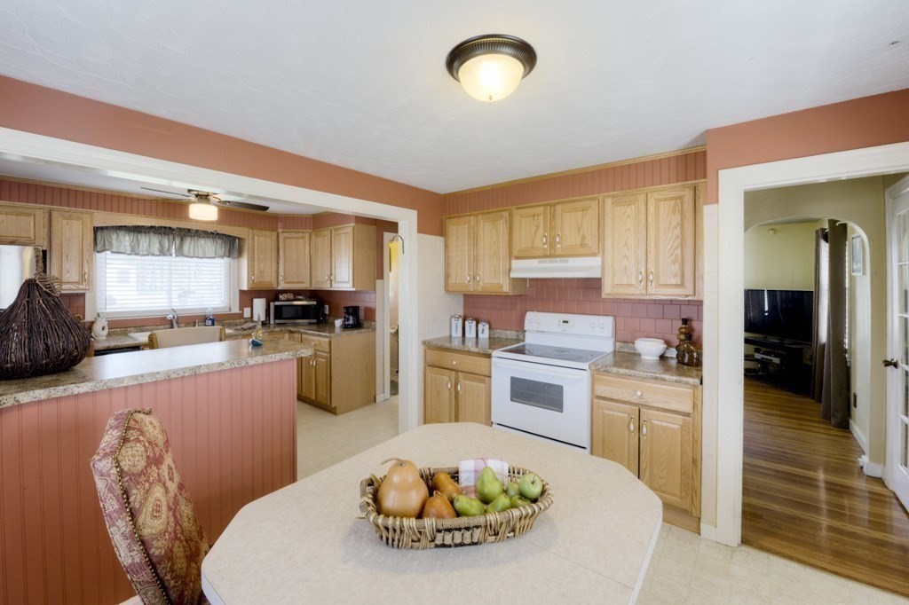2 Kimball Road Auburn, MA 01501 - Photo 10 of 31 Gallery Image 10