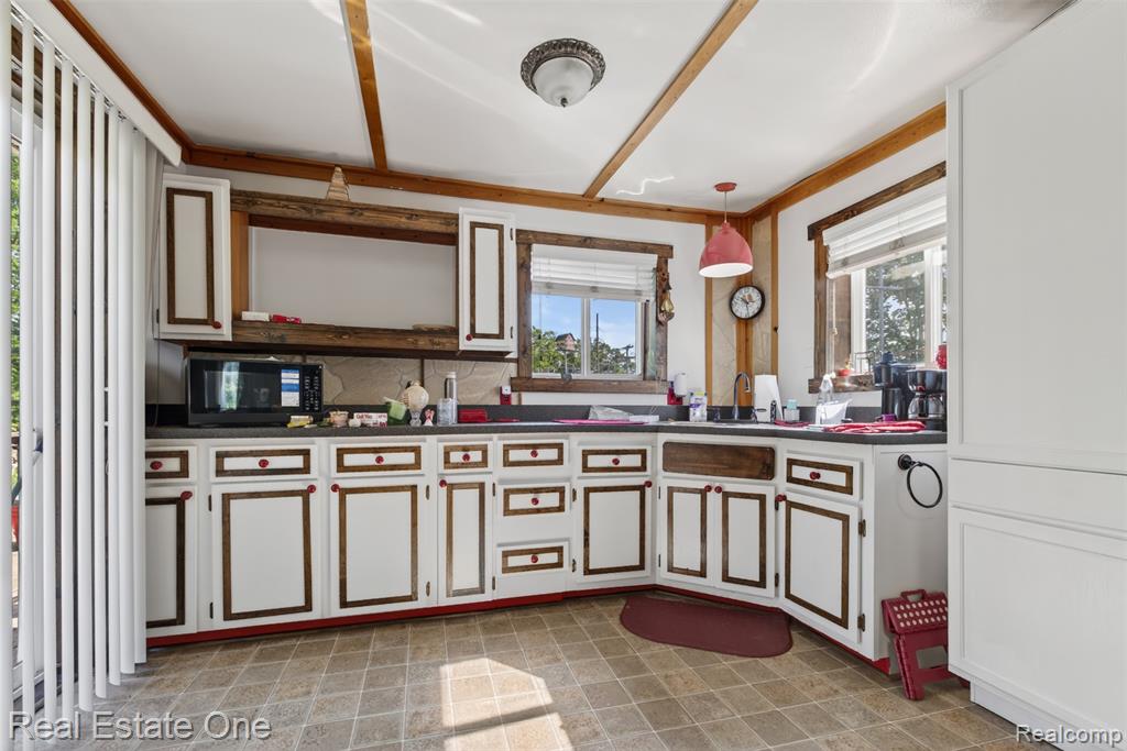 4489 School Road Roscommon, MI 48653 - Photo 15 of 67
