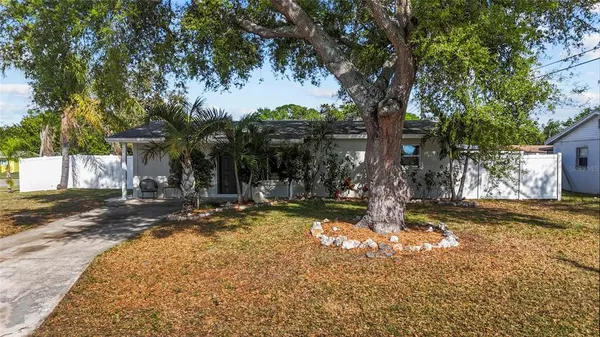 $325,000 | 4003 36th Street West, Bradenton, FL 34205