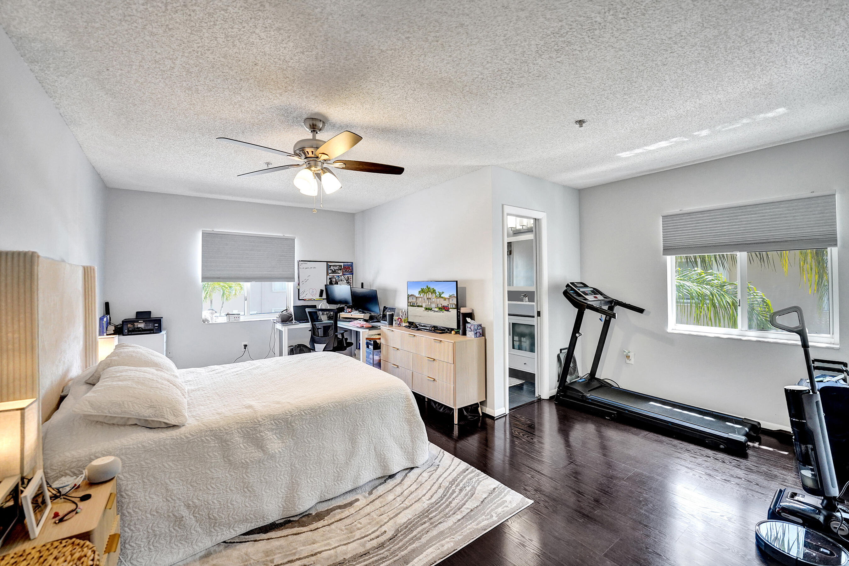 173 Riviera Circle Weston, FL 33326 - Photo 23 of 41 DSC01421