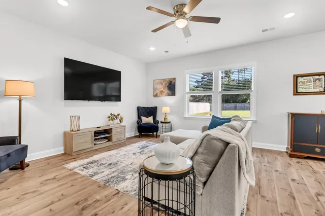 $685,000 | 3061 Grinnell Street, Johns Island, SC 29455