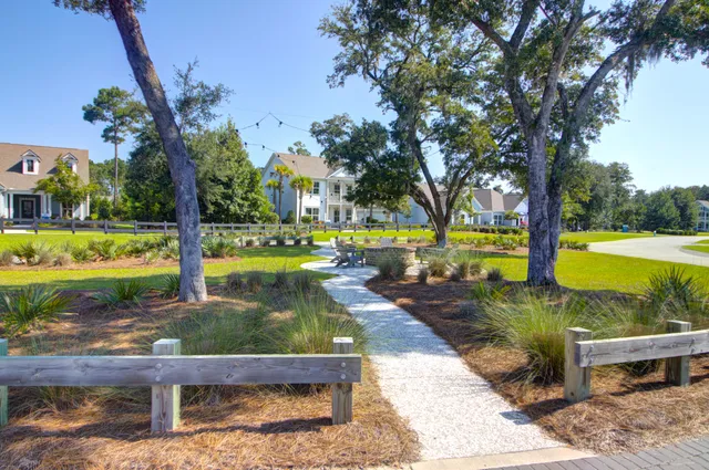 $685,000 | 3061 Grinnell Street, Johns Island, SC 29455