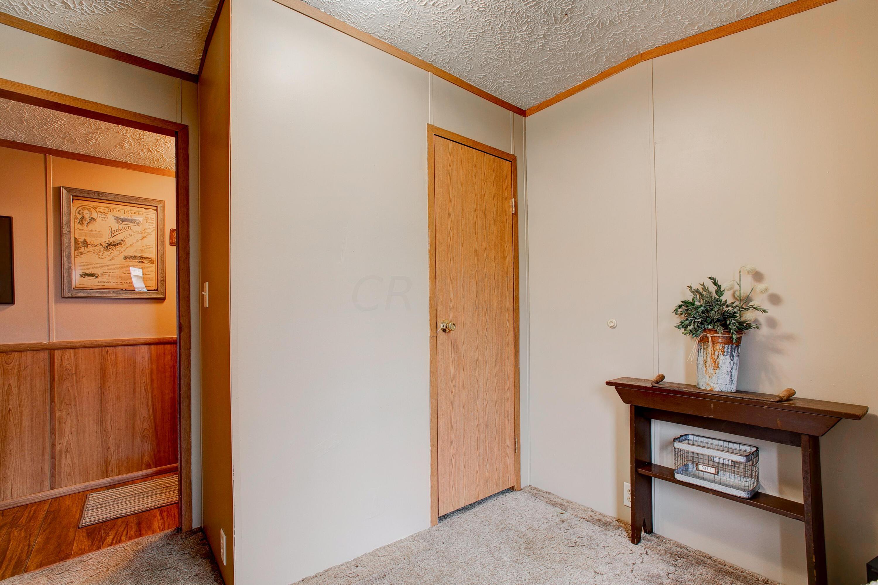 4711 Walnut Road, Unit L26 Buckeye Lake, OH 43008 - Photo 20 of 22 3rd Bedroom