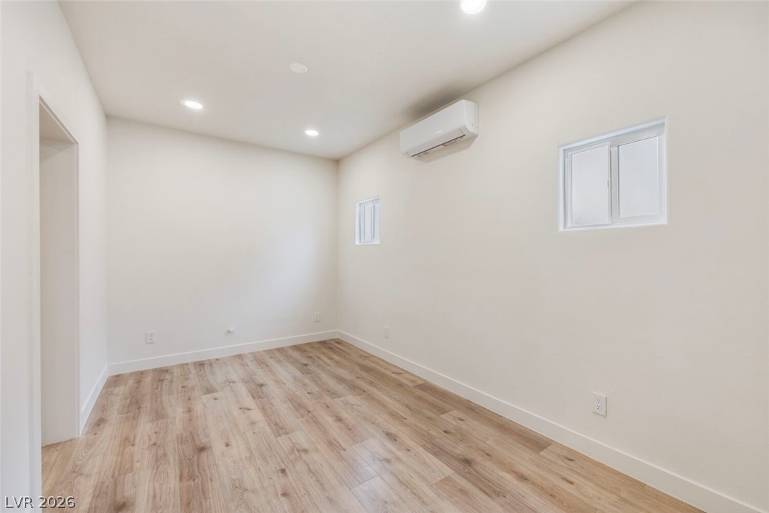 3155 Mountain Spring Road Las Vegas, NV 89146 - Photo 21 of 44 Multi Gen Bedroom