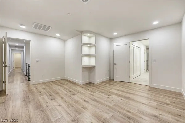 $775,000 | 3155 Mountain Spring Road, Las Vegas, NV 89146