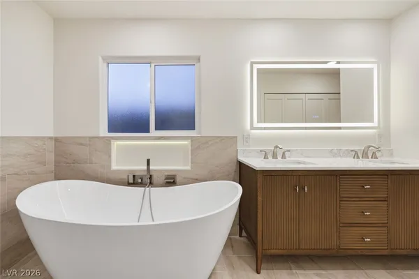 $775,000 | 3155 Mountain Spring Road, Las Vegas, NV 89146