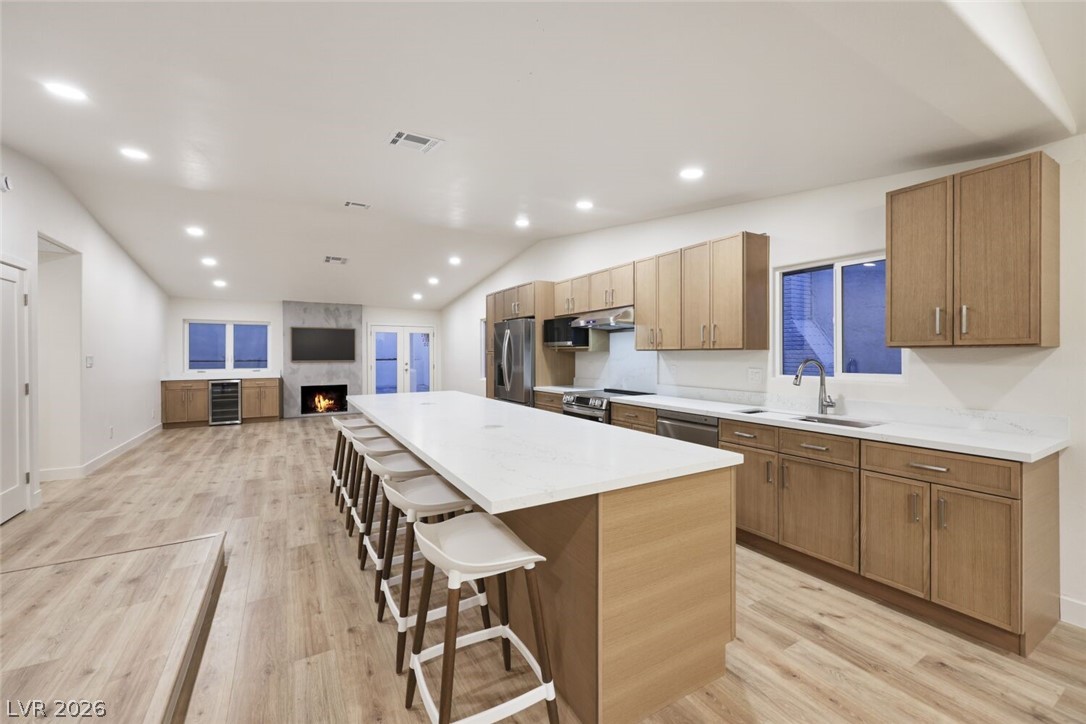 3155 Mountain Spring Road Las Vegas, NV 89146 - Photo 3 of 44