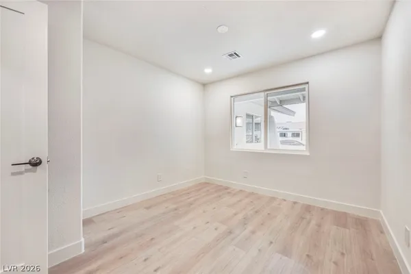 $775,000 | 3155 Mountain Spring Road, Las Vegas, NV 89146