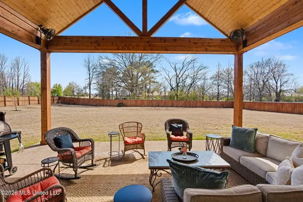 $700,000 | 6983 Farm Cove, Olive Branch, MS 38654