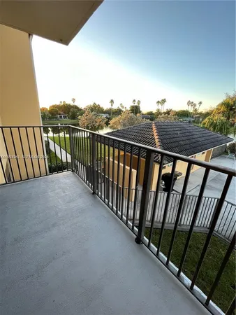 $1,950 | 11453 Northwest 39th Court, Unit 2102, Coral Springs, FL 33065