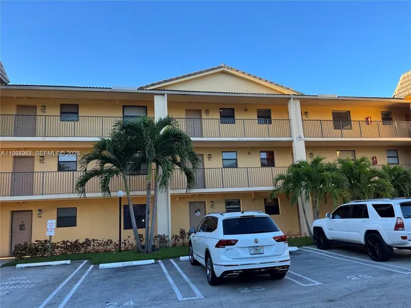 $1,950 | 11453 Northwest 39th Court, Unit 2102, Coral Springs, FL 33065