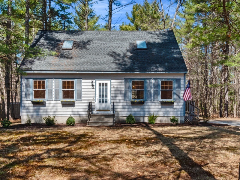 45 North Curtisville Road Concord, NH 03301 - Photo 1 of 22 Gallery Image 1