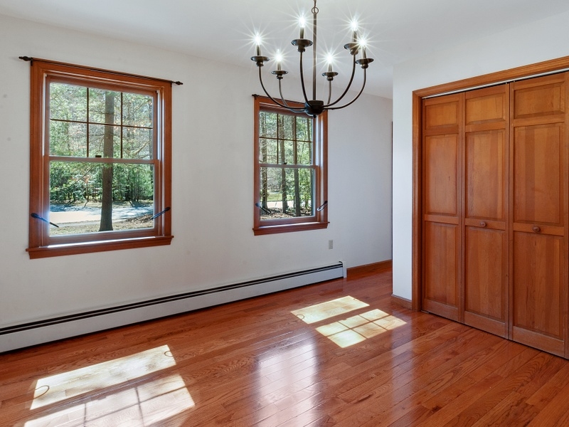 45 North Curtisville Road Concord, NH 03301 - Photo 5 of 22 Gallery Image 5
