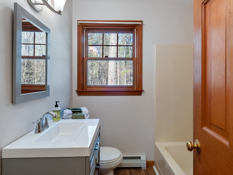 45 North Curtisville Road Concord, NH 03301 - Photo 9 of 22 Gallery Image 9