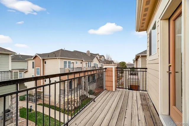 a view of a houses with city view