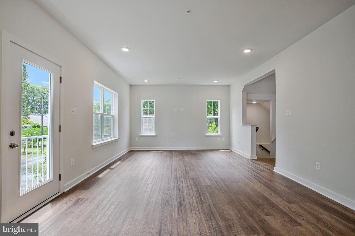 721 Nollmeyer Road Middle River, MD 21220 - Photo 14 of 61 Gallery Image 14