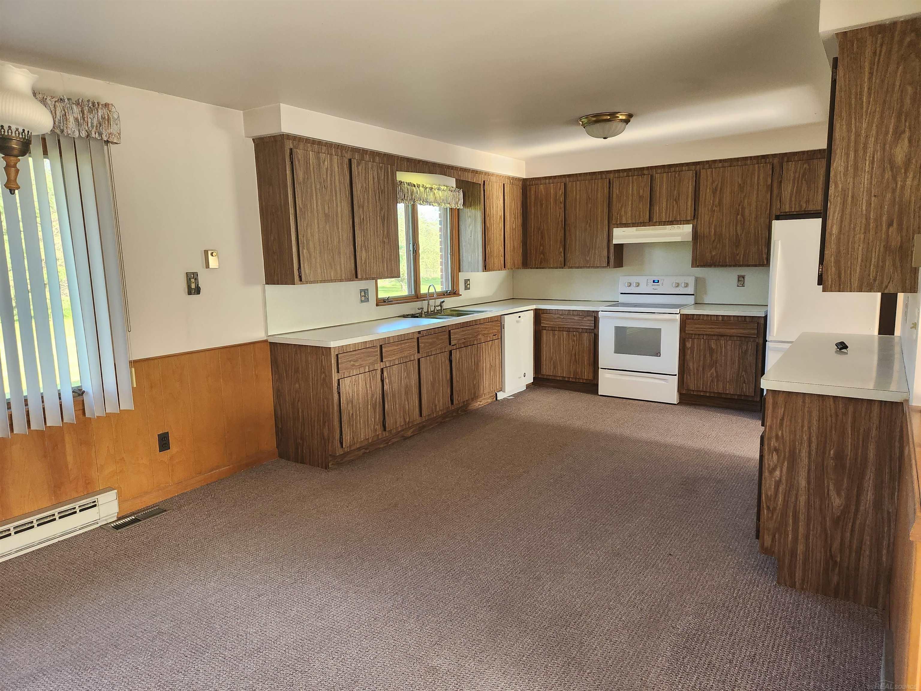 4779 Kidder Road Almont, MI 48003 - Photo 9 of 36 50110085-8.JPG