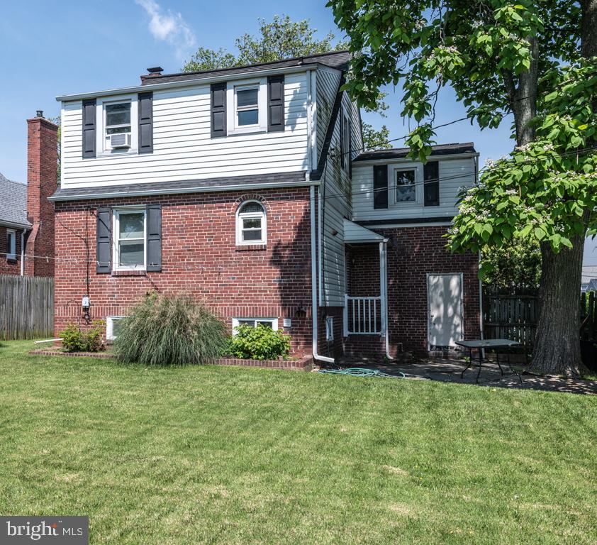 8005 Manor Road Baltimore, MD 21234 - Photo 15 of 16 Large, Flat, Fenced In Backyard.