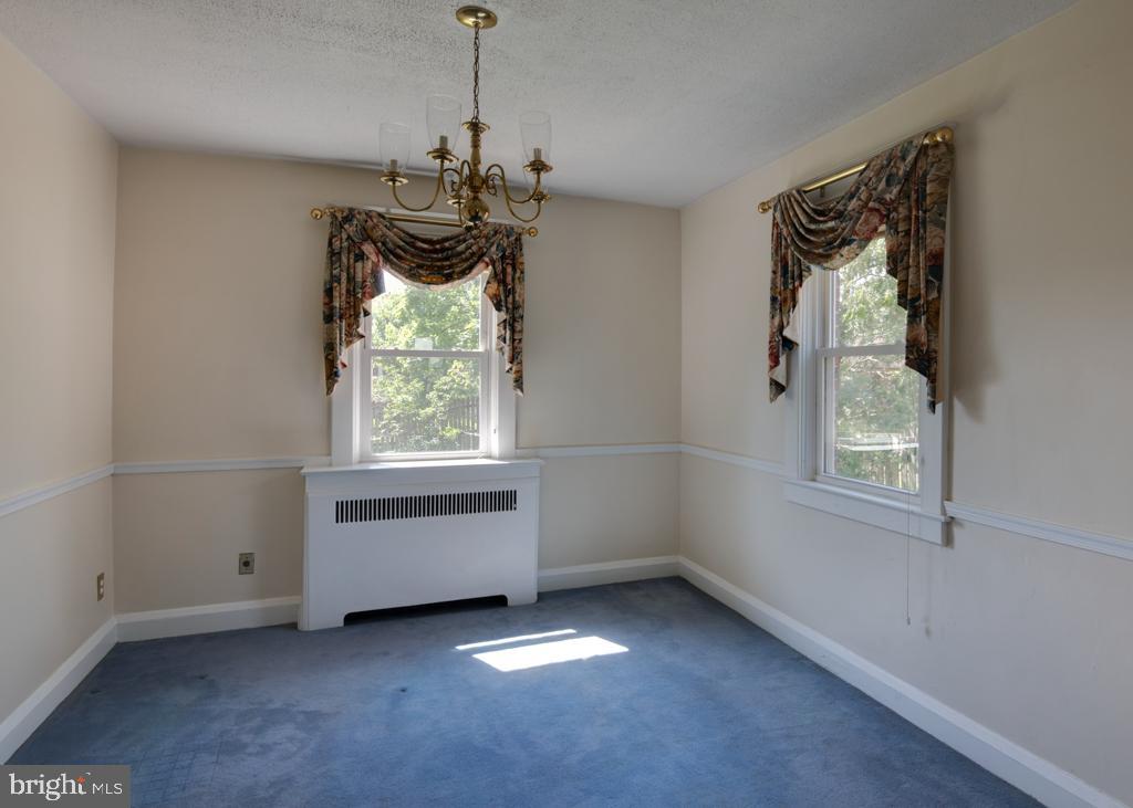 8005 Manor Road Baltimore, MD 21234 - Photo 5 of 16 Dining Room