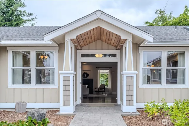 a view of a entrance to house