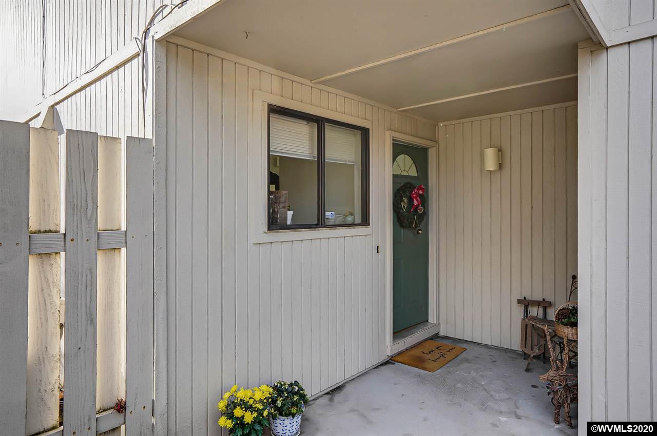 3790 Auburn Road Northeast Salem, OR 97301 - Photo 6 of 34 Gallery Image 6
