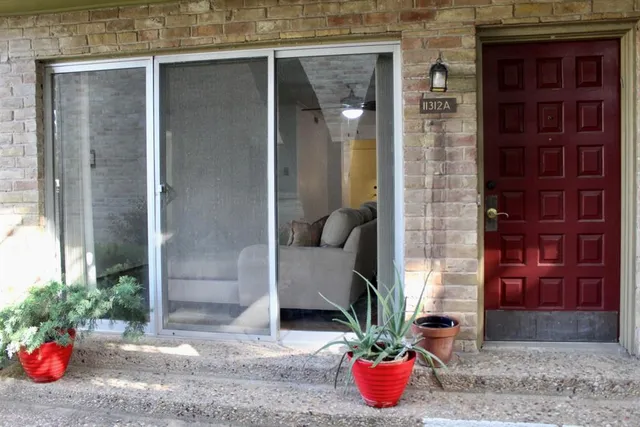 a view of a entryway door of the house