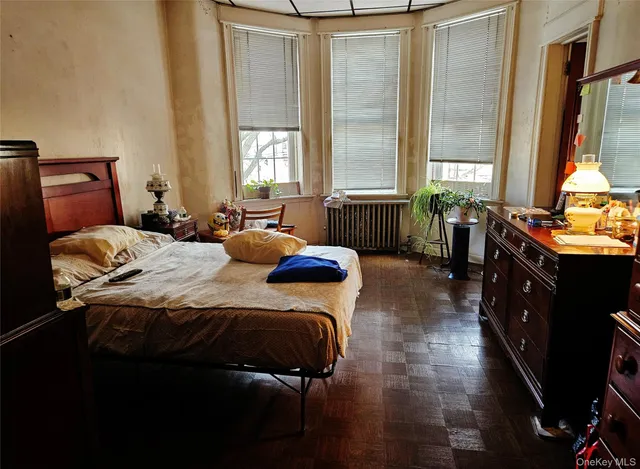 $1,200,000 | 72-34 61st Street | Glendale