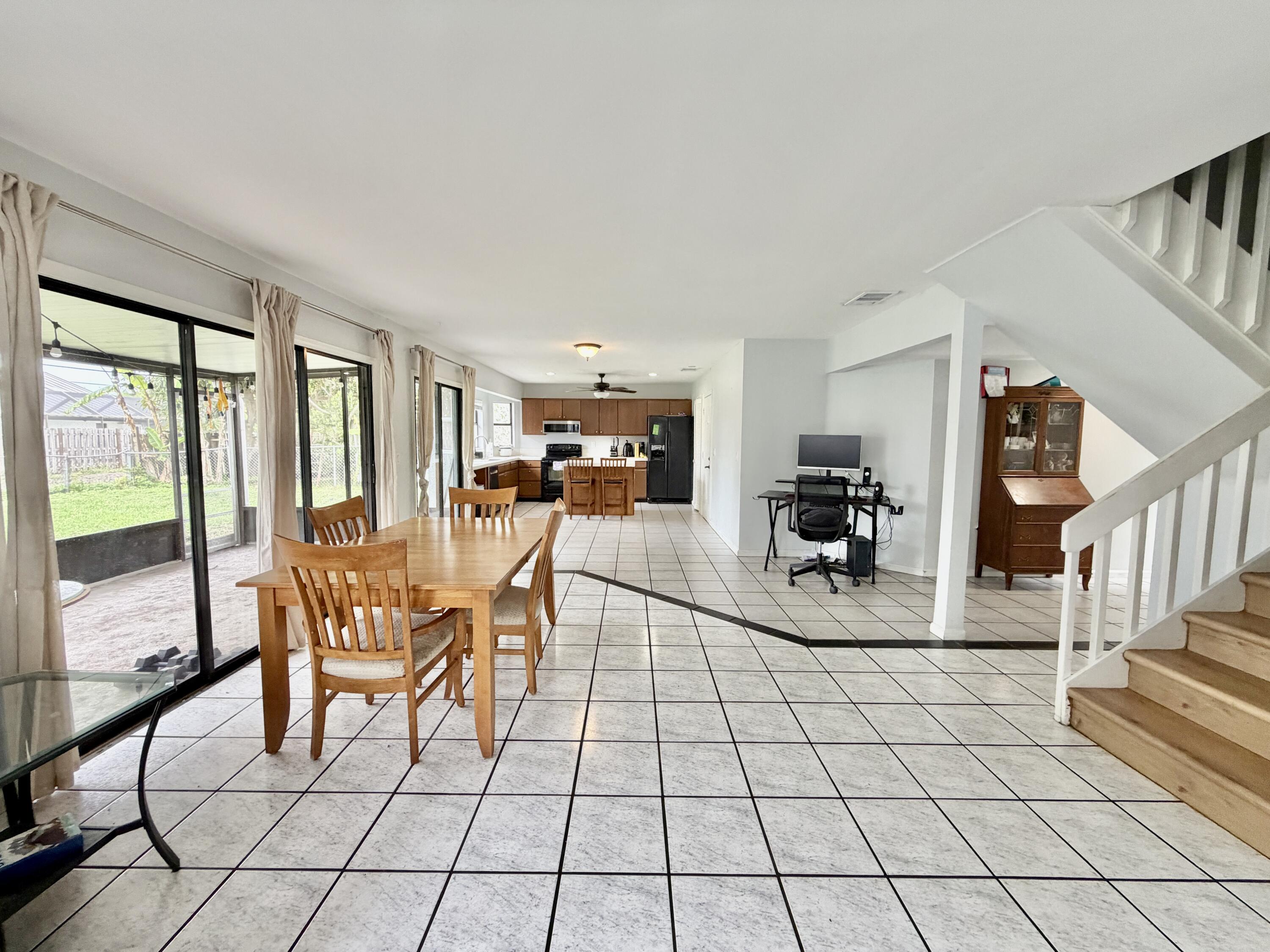 6048 Garrett Street Jupiter, FL 33458 - Photo 20 of 35 IMG_1961