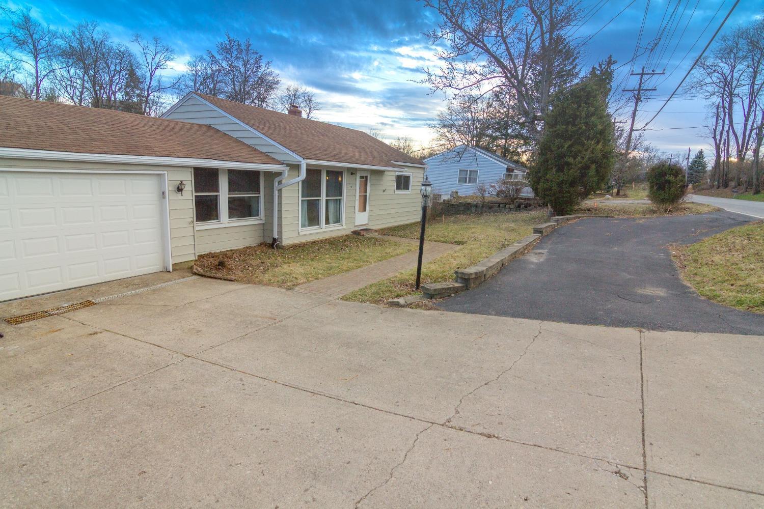 2981 Compton Road Cincinnati, OH 45251 - Photo 1 of 20 Gallery Image 1