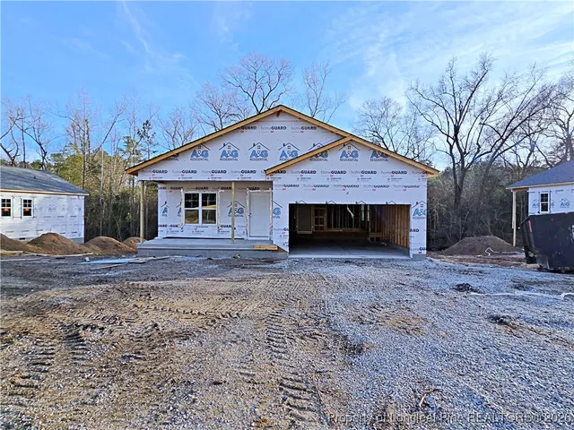 $276,900 | 331 Appaloosa Drive, Spring Lake, NC 28390