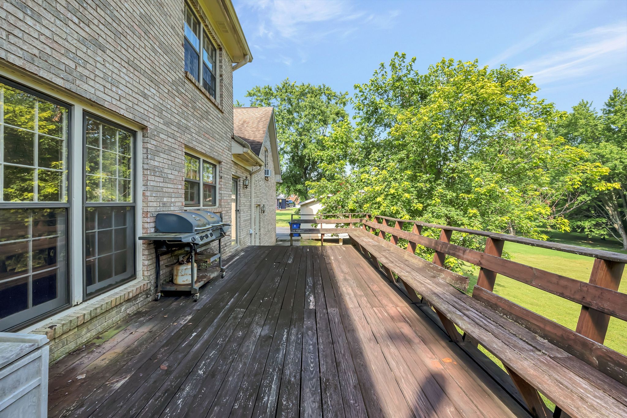 8777 Lebanon Road Mount Juliet, TN 37122 - Photo 14 of 47 a view of balcony with wooden floor and seating space