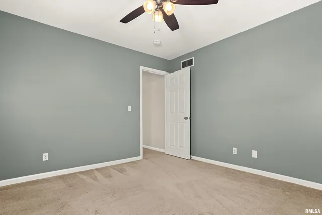 $319,900 | 1941 Colt Drive, Washington, IL 61571