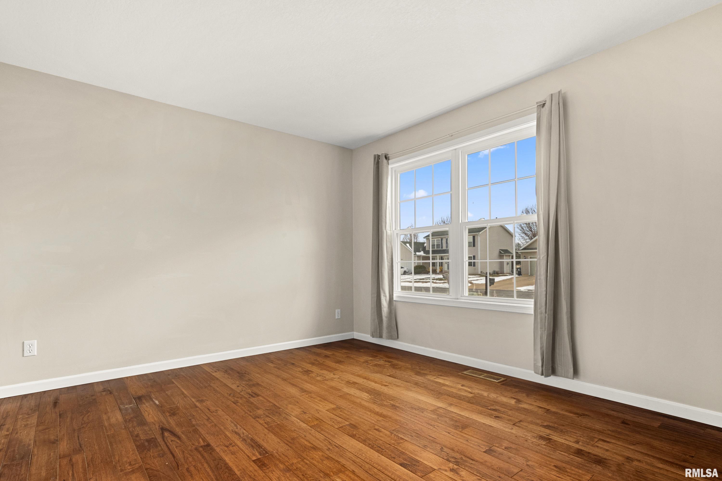 1941 Colt Drive Washington, IL 61571 - Photo 5 of 41