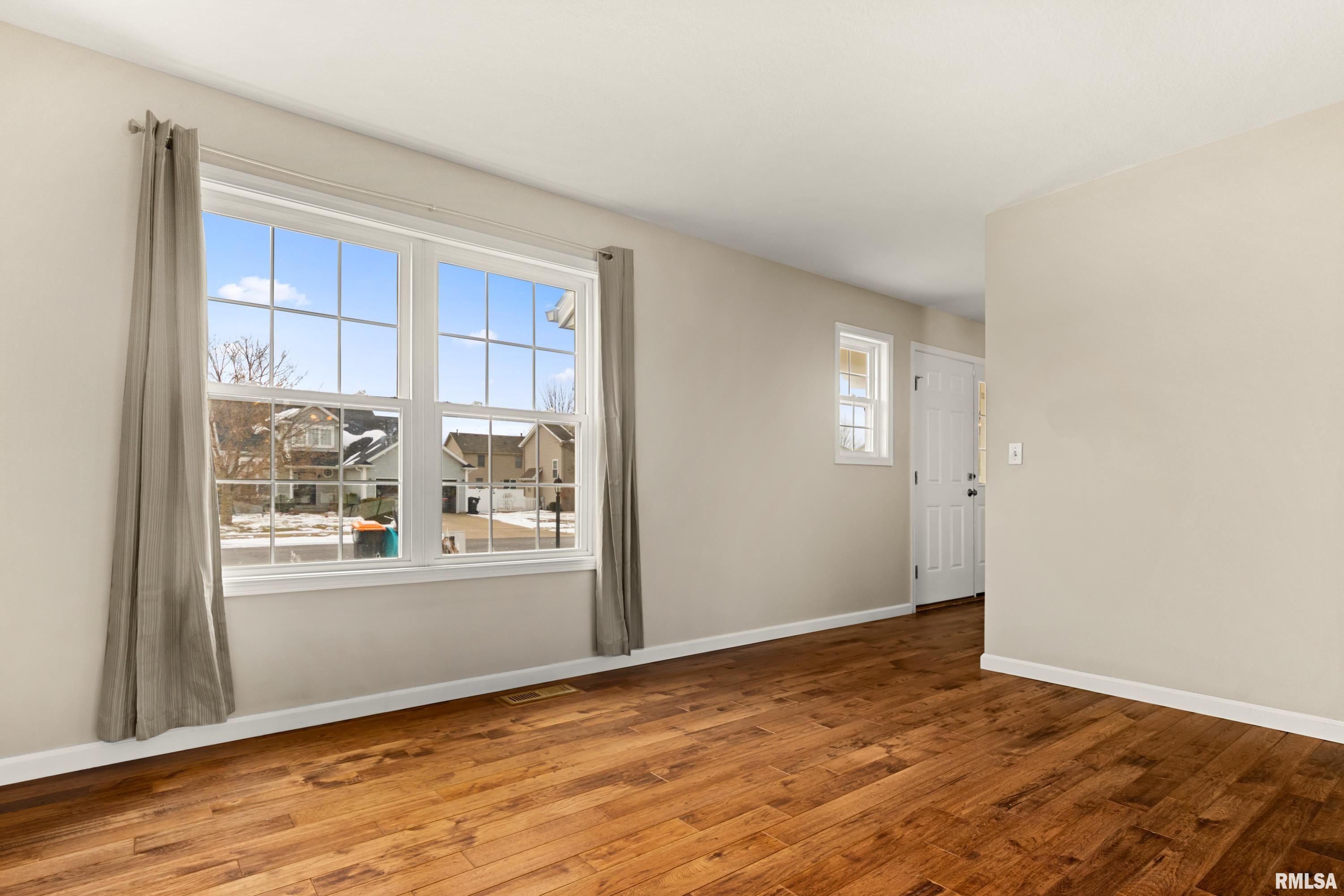 1941 Colt Drive Washington, IL 61571 - Photo 6 of 41