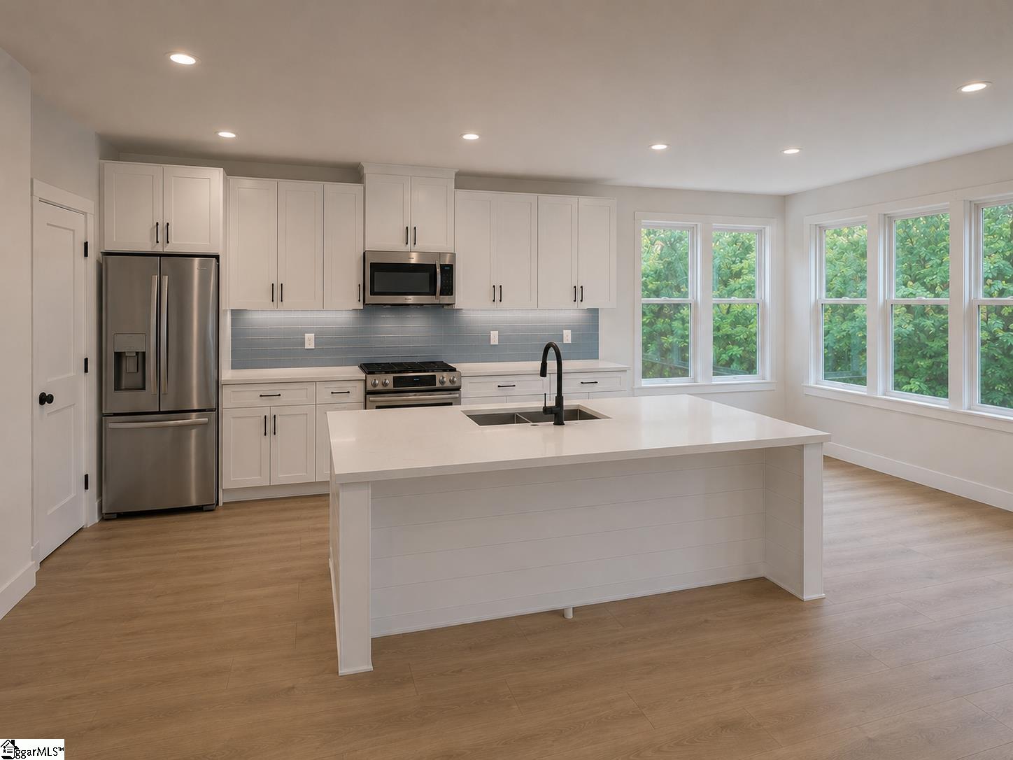 129 Faulkner Circle Greer, SC 29651 - Photo 2 of 30