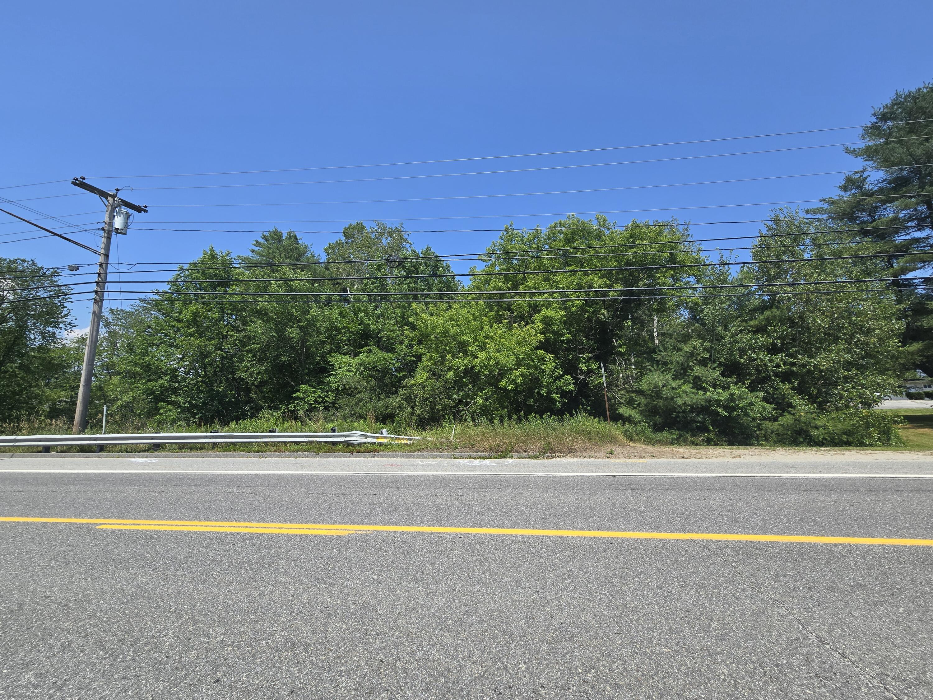 1944 South Lisbon Road Lewiston, ME 04240 - Photo 4 of 5 20250716_140055