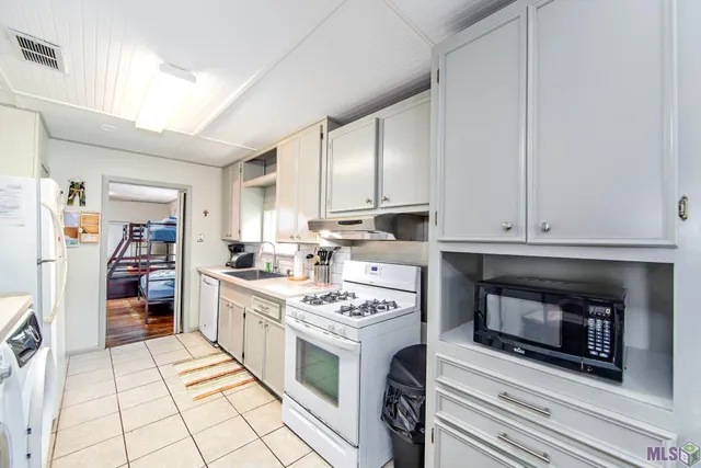 $539,000 | 2828 Highway 1, Grand Isle, LA 70358