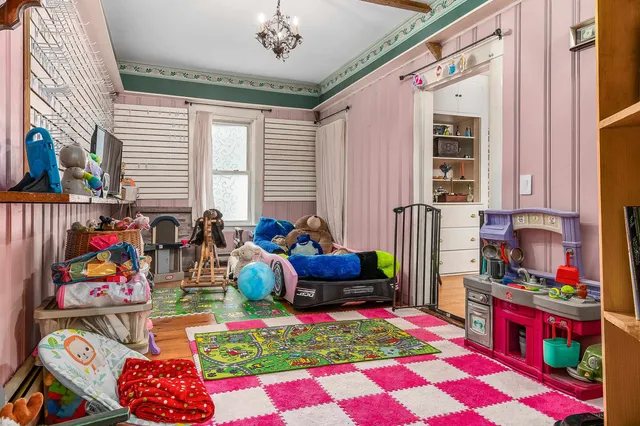 $325,000 | 84 School Street, Wakefield, NH 03872