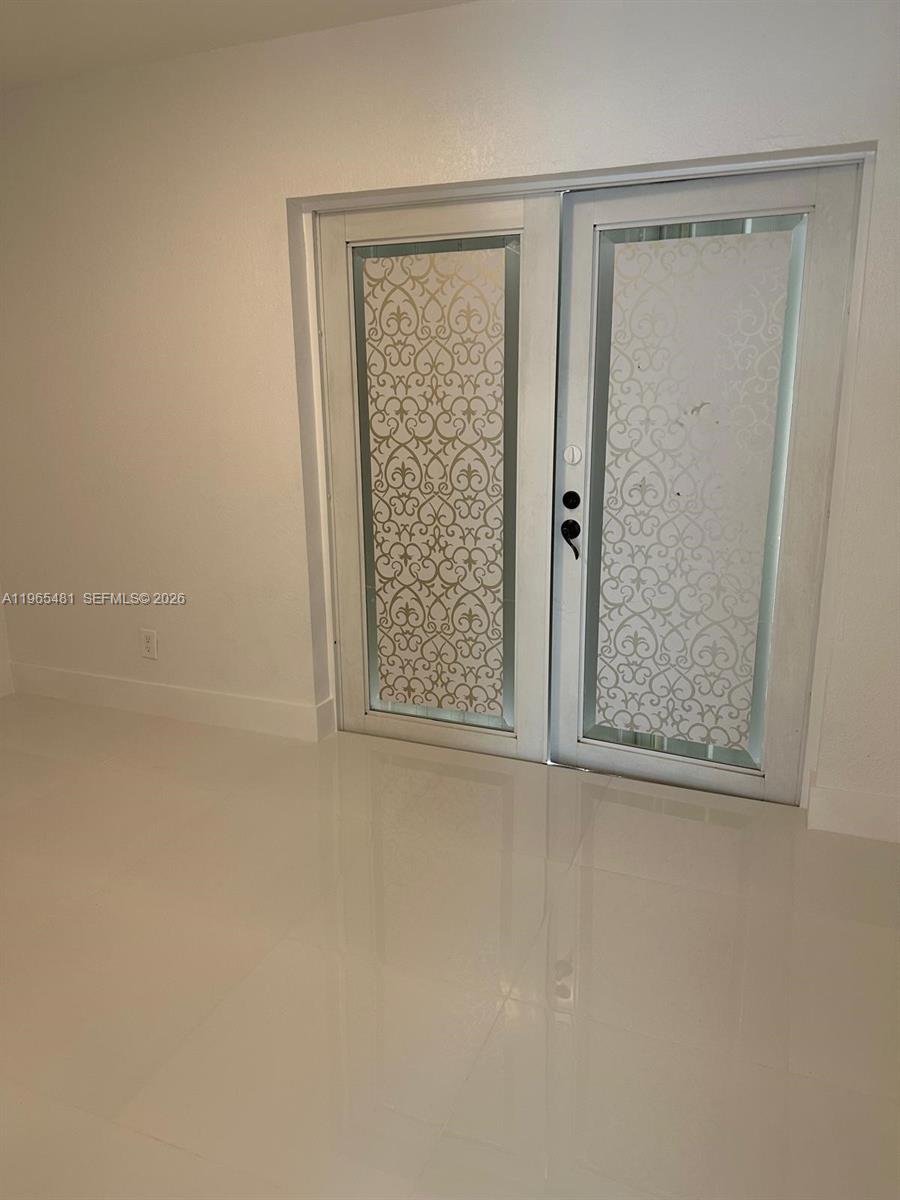 10916 Southwest 70th Terrace Miami, FL 33173 - Photo 29 of 39