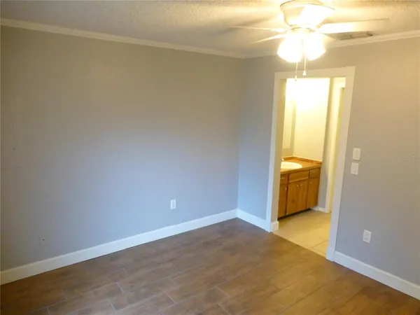 $1,500 | 1890 Wolford Road, Unit 5, Clearwater, FL 33760