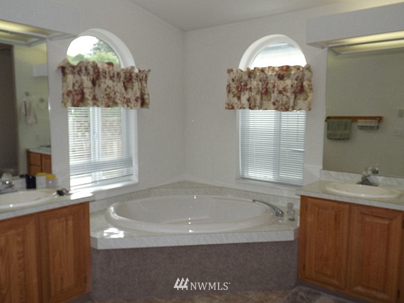 21 Keeha's Crossing Sequim, WA 98382 - Photo 8 of 19 Gallery Image 8