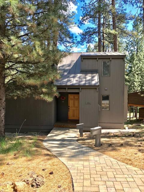 13583 Nine Bark, Unit 18 Black Butte Ranch, OR 97759 - Photo 2 of 25 Gallery Image 2