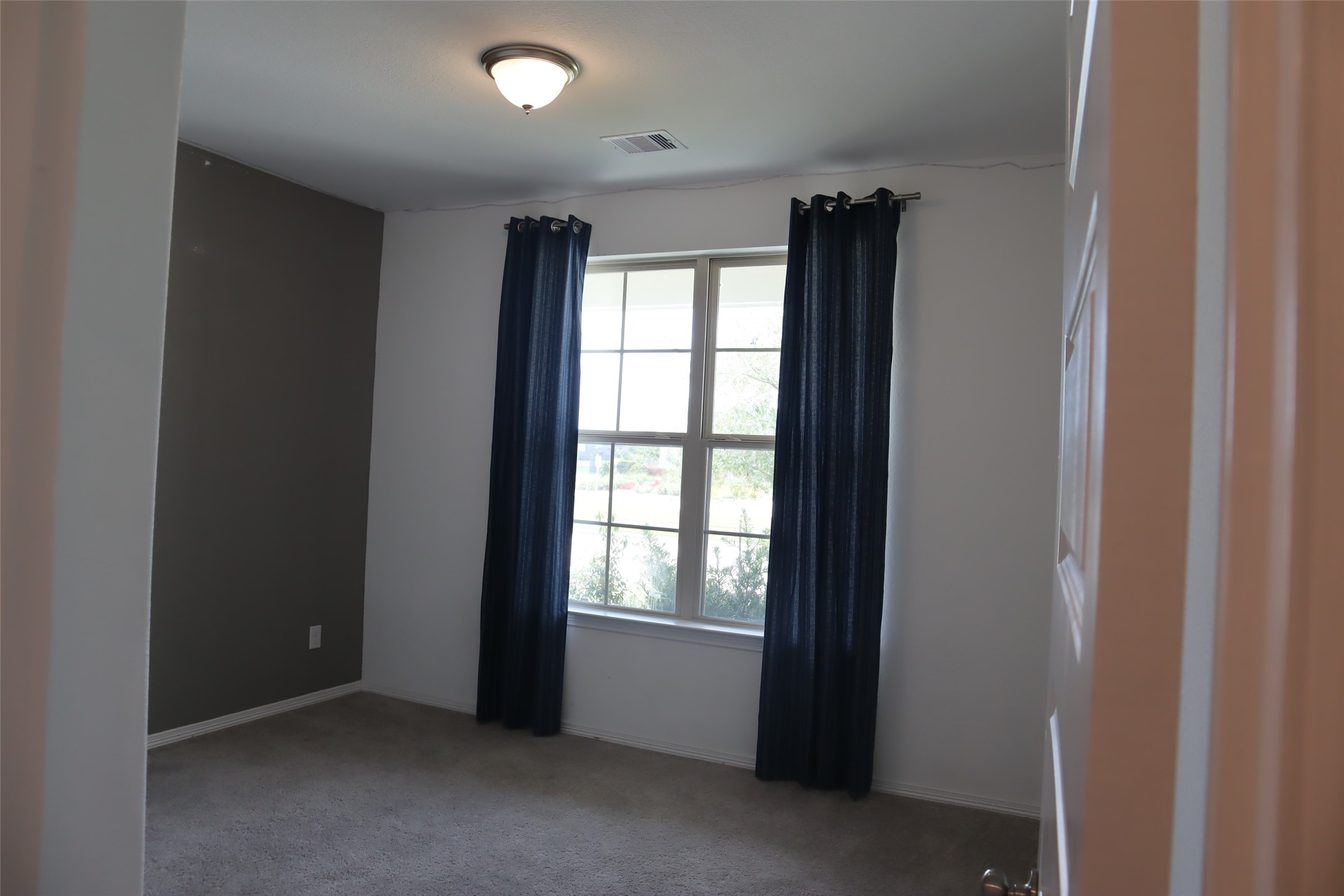 5806 Aurora Grns Lane Katy, TX 77493 - Photo 3 of 17 to the right guest bedroom 1st floor
