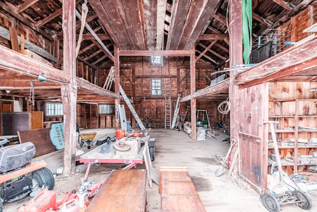 $495,800 | 51 Oxford Street, Paris, ME 04281