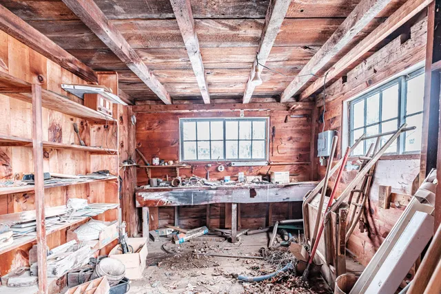 $495,800 | 51 Oxford Street, Paris, ME 04281