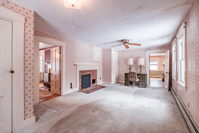 $495,800 | 51 Oxford Street, Paris, ME 04281