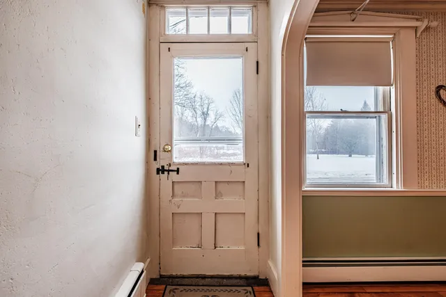 $495,800 | 51 Oxford Street, Paris, ME 04281