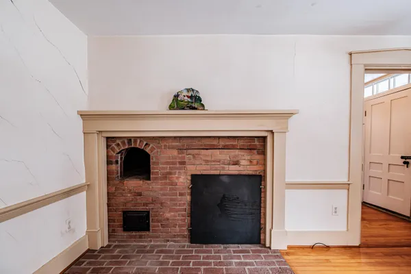 $495,800 | 51 Oxford Street, Paris, ME 04281