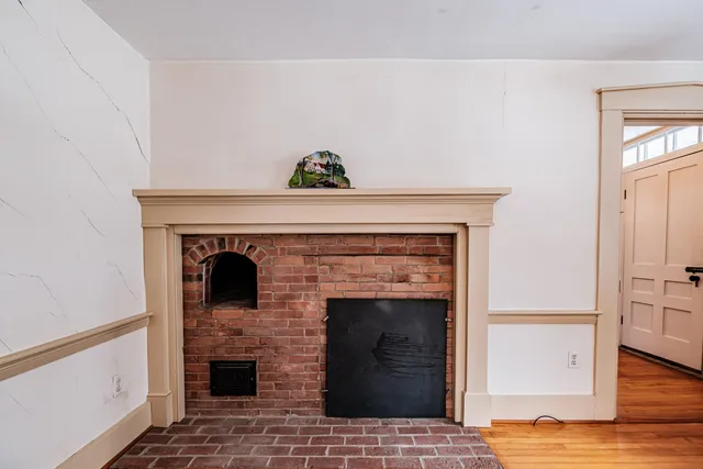 $495,800 | 51 Oxford Street, Paris, ME 04281