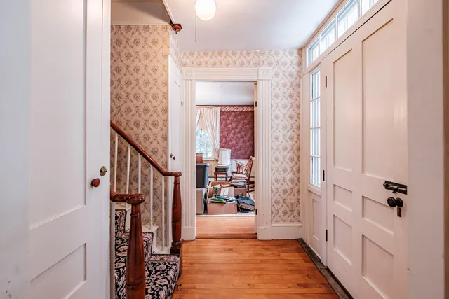 $495,800 | 51 Oxford Street, Paris, ME 04281